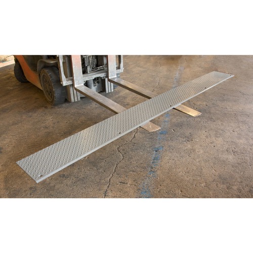 Approach Plate Installation For Edge of Dock Levelers 12